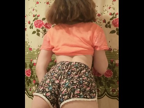 ❤️ Seksikas noor beib strippib oma pükse kaamera ees ära Seks at porn et.serviporno.ru ﹏